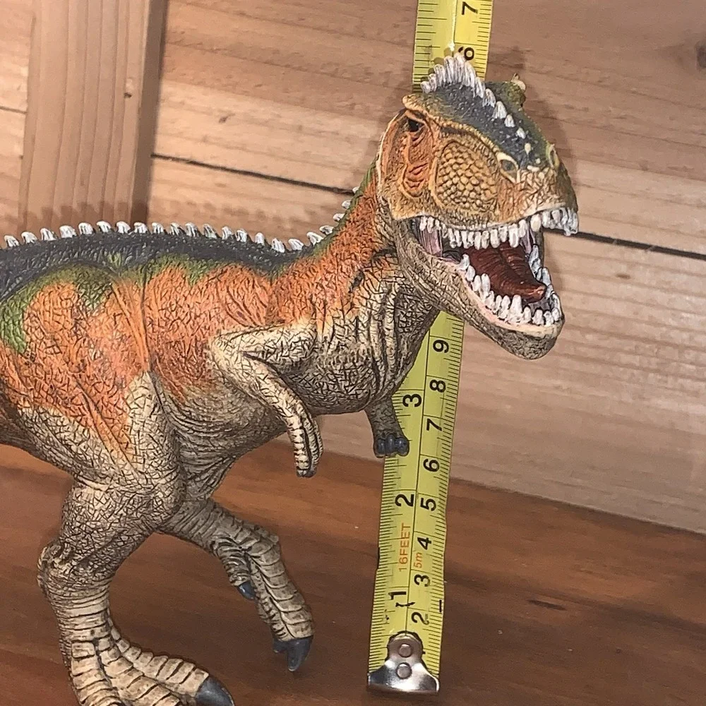 Schleich Giganotosaurus Dinosaur Hinged Jaw 6.25